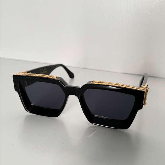 COPY - Louis Vuitton 1.1 Millionaires Sunglasses - Picture 1 of 6